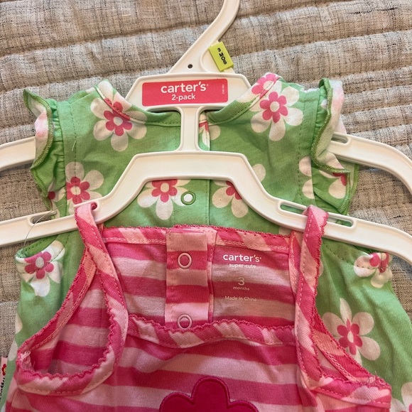 Carter’s 3 month girls outfit - Picture 2 of 8